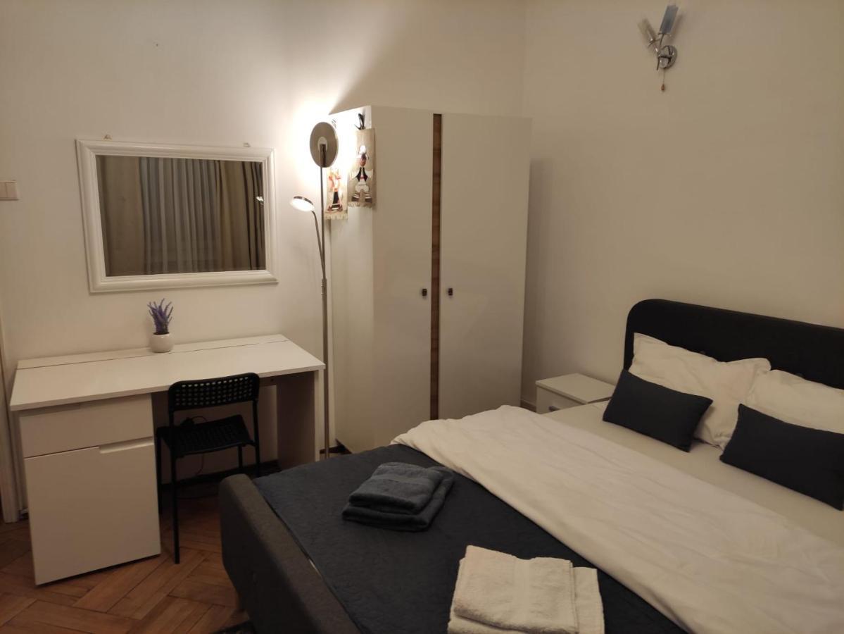 Royal Studio In Old Town Bükreş Dış mekan fotoğraf