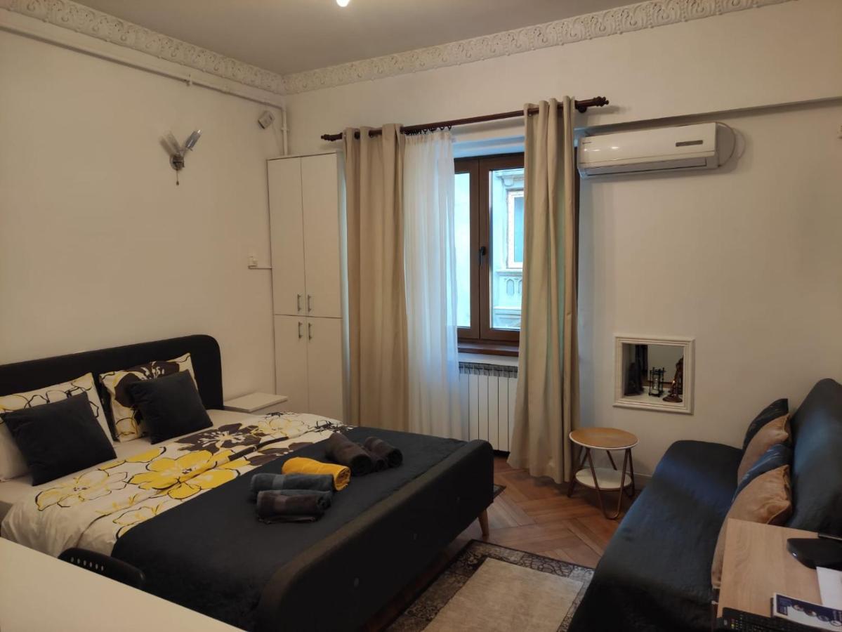 Royal Studio In Old Town Bükreş Dış mekan fotoğraf